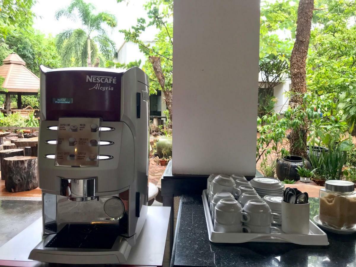 Tak Andaman Resort & Hotel Экстерьер фото